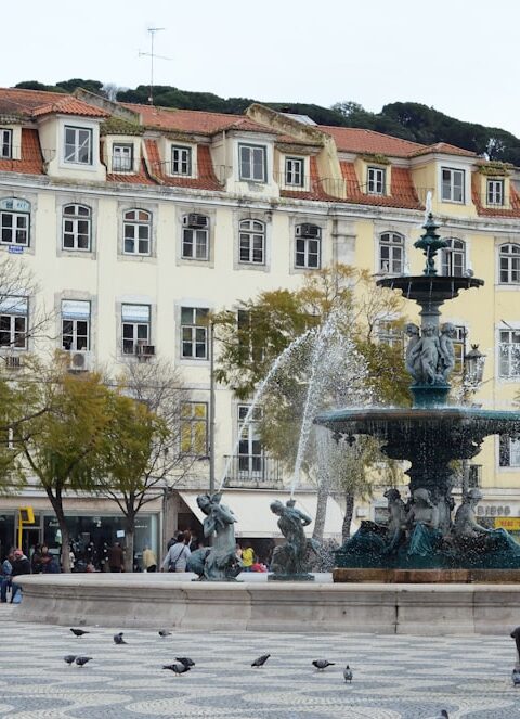 Plac Litewski w Lublinie: historia, pomniki i fontanna multimedialna