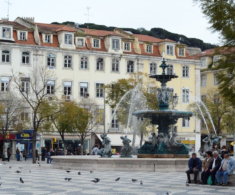 Plac Litewski w Lublinie: historia, pomniki i fontanna multimedialna