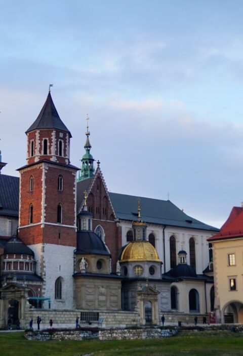 Archikatedra Lubelska: malowidła, skarbiec i architektoniczne ciekawostki